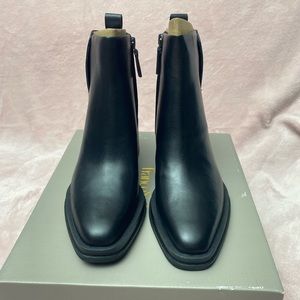 New Franco Sarto Women's Dalden Ankle Boot Black size 6 and half 6.5